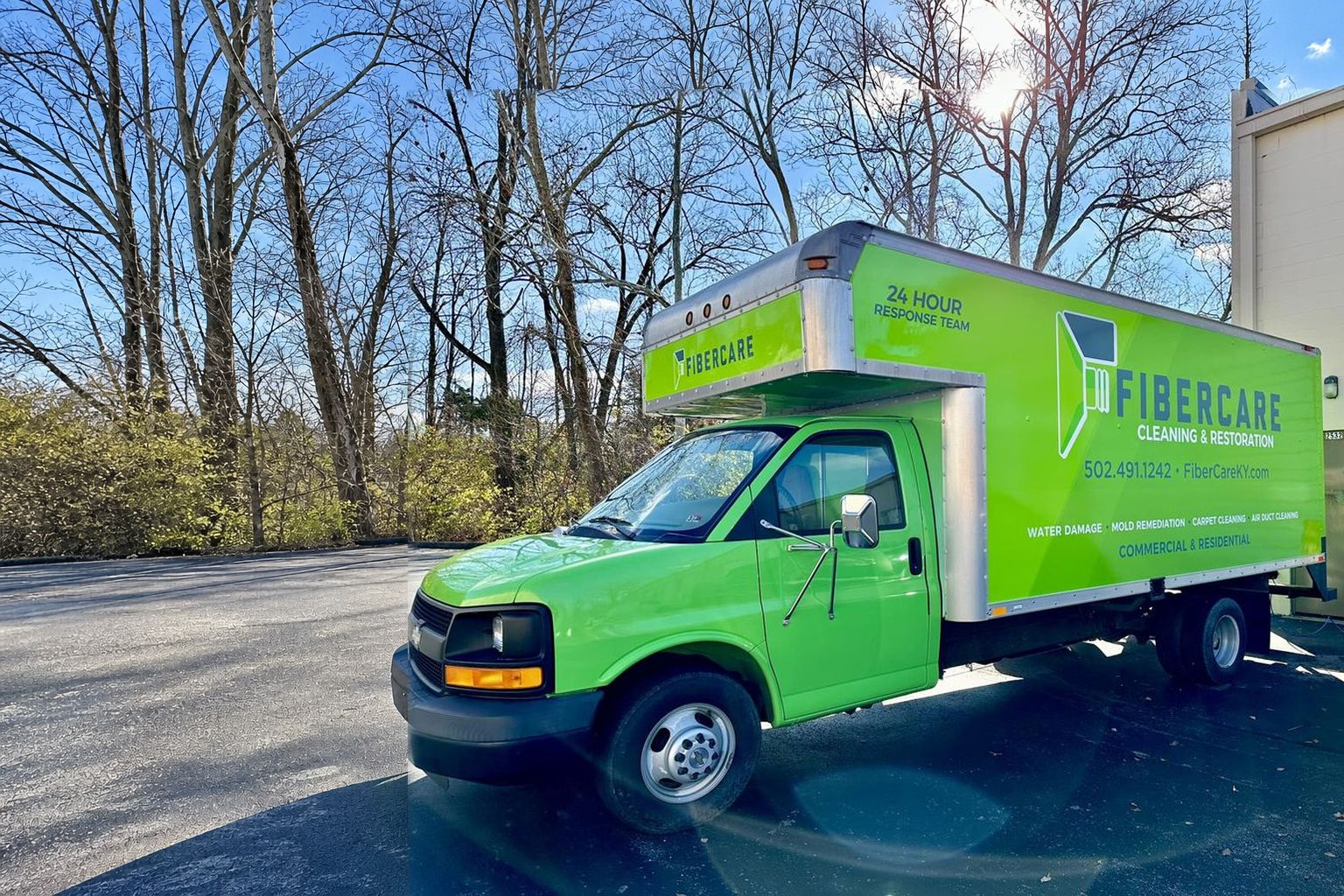 Louisville Flood Restoration van serving Louisville, KY